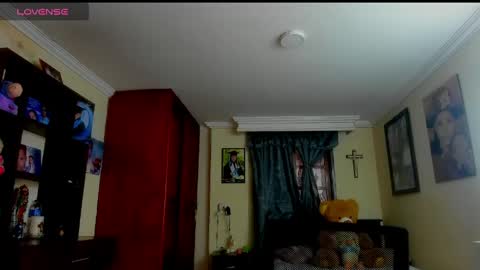 Snapshot of missvalery1 chatting on 06-02-26, 11:07 missvalery1 online show from 06-02-26, 11:07
