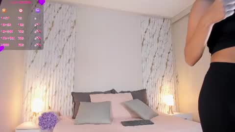 missvioleet online show from 07-21-26, 06:54