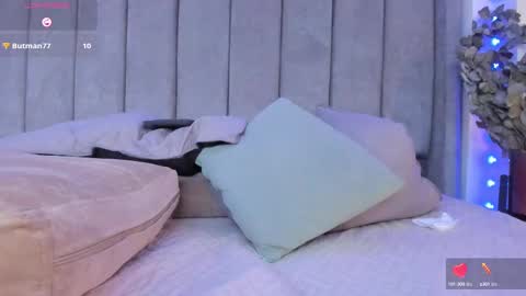 Snapshot of missvioleta_ chatting on 10-03-25, 10:07 Violetta online show from 10-03-25, 10:07