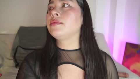 Pau OFmissweetpeach online show from 01-14-26, 12:05