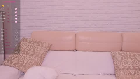 Snapshot of missxcaprice chatting on 02-04-25, 06:04 missxcaprice online show from 02-04-25, 06:04