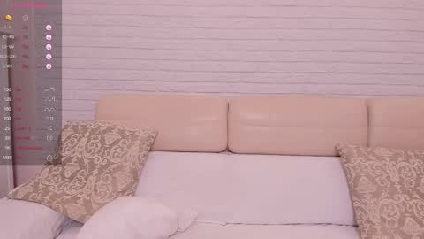 Snapshot of missxcaprice chatting on 03-09-25, 05:55 missxcaprice online show from 03-09-25, 05:55