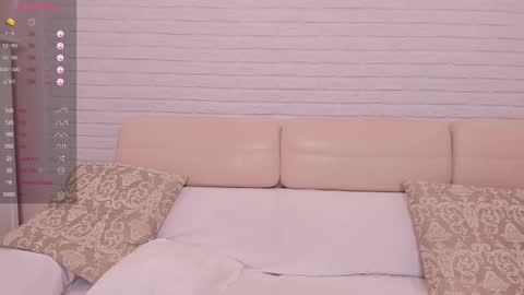Snapshot of missxcaprice chatting on 03-12-25, 09:02 missxcaprice online show from 03-12-25, 09:02