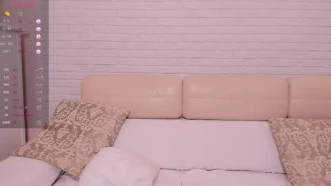 Snapshot of missxcaprice chatting on 10-07-25, 02:42 missxcaprice online show from 10-07-25, 02:42