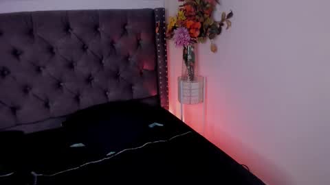 Miss online show from 03-18-26, 10:35