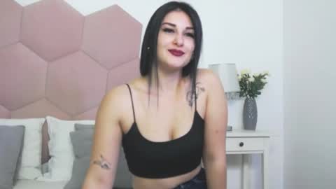 Elly online show from 04-19-26, 06:56