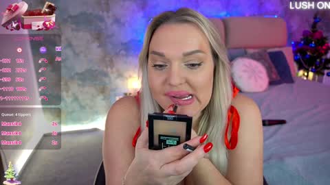 Snapshot of missyymartinezz chatting on 01-01-25, 01:59  Amely  online show from 01-01-25, 01:59