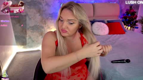 Snapshot of missyymartinezz chatting on 01-07-25, 08:03  Amely  online show from 01-07-25, 08:03