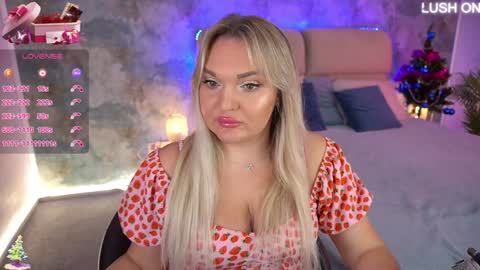 Snapshot of missyymartinezz chatting on 01-14-25, 07:48  Amely  online show from 01-14-25, 07:48