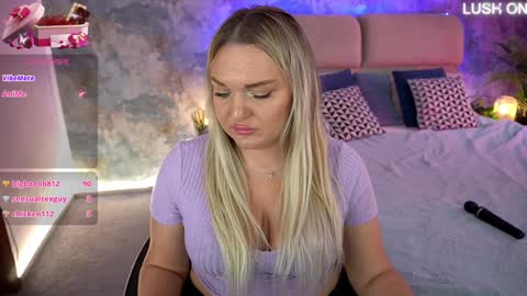 Snapshot of missyymartinezz chatting on 02-04-25, 01:16  Amely  online show from 02-04-25, 01:16