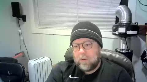 Snapshot of mister_happy567 chatting on 01-04-25, 05:58 Mr. Happy online show from 01-04-25, 05:58