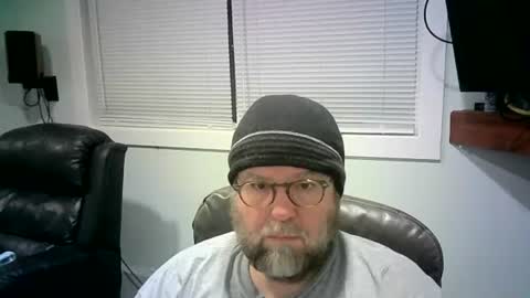 Snapshot of mister_happy567 chatting on 02-17-25, 04:53 Mr. Happy online show from 02-17-25, 04:53