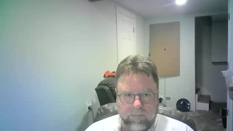 Mr. Happy online show from 02-18-26, 06:09