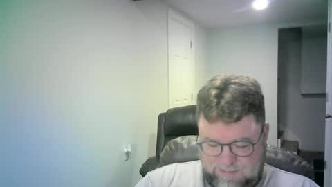 Snapshot of mister_happy567 chatting on 07-07-26, 06:38 Mr. Happy online show from 07-07-26, 06:38