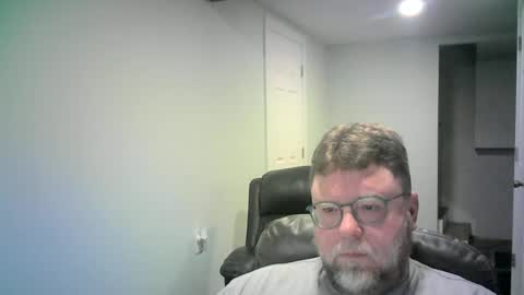Snapshot of mister_happy567 chatting on 07-07-26, 06:47 Mr. Happy online show from 07-07-26, 06:47