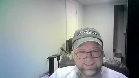 Snapshot of mister_happy567 chatting on 07-31-26, 06:02 Mr. Happy online show from 07-31-26, 06:02
