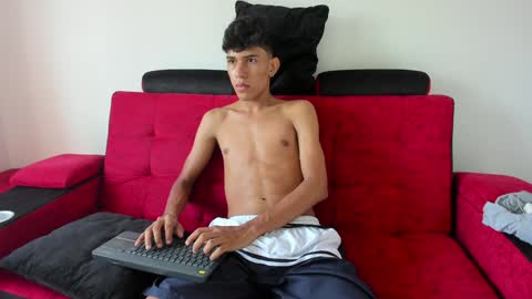 Snapshot of mister_jhonxxx chatting on 12-07-24, 12:45 mister_jhonxxx online show from 12-07-24, 12:45