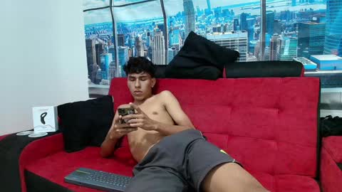 Snapshot of mister_jhonxxx chatting on 01-25-25, 12:06 mister_jhonxxx online show from 01-25-25, 12:06