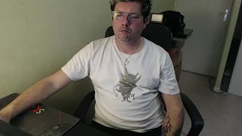 mistercoeur online show from 01-17-25, 04:47