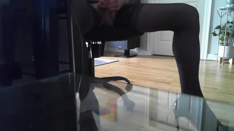 Charlie Brown online show from 10-23-25, 09:24