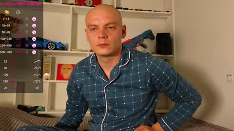 MIsterjames  online show from 12-05-24, 04:23