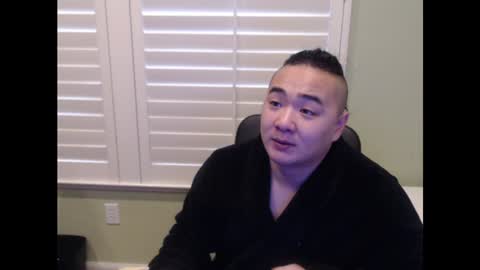 Snapshot of misterlionking chatting on 12-08-24, 08:15 Eric online show from 12-08-24, 08:15