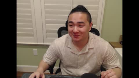 Snapshot of misterlionking chatting on 03-03-25, 02:15 Eric online show from 03-03-25, 02:15