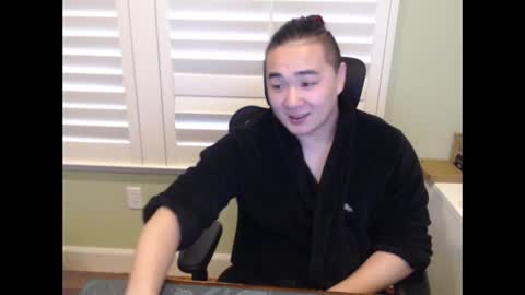 Snapshot of misterlionking chatting on 03-05-25, 09:59 Eric online show from 03-05-25, 09:59