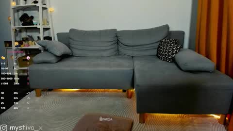 Hi everyone Im Tina online show from 10-11-25, 06:06