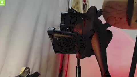  Mistress Alice  online show from 03-01-26, 06:26