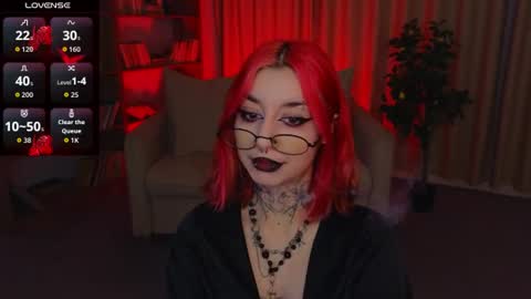Snapshot of mistress__marcelline chatting on 07-18-26, 02:49 Marcelline online show from 07-18-26, 02:49