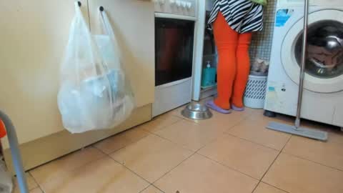Snapshot of mistress_adel chatting on 04-19-26, 07:29 mistress_adel online show from 04-19-26, 07:29