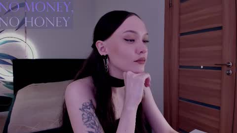 Mistress Mia online show from 11-17-25, 08:09