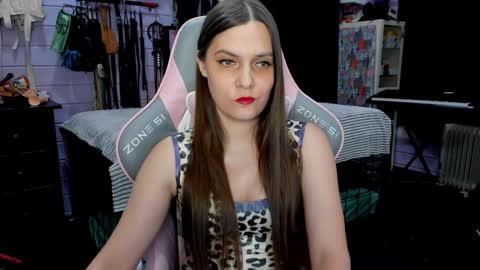 Dirty Priest and Ivi online show from 01-23-25, 07:18