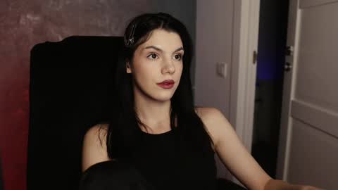 Miss Rochelle online show from 02-18-25, 05:53