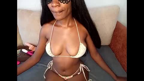 mistress_valentina1 online show from 04-22-26, 10:28