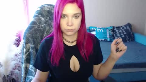 Miss Bailey online show from 11-09-25, 09:40