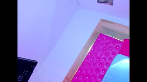 NAHOMY  online show from 02-06-26, 07:50