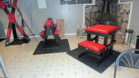 Snapshot of mistressc365 chatting on 01-06-25, 12:16 Mistress C and bitch boy online show from 01-06-25, 12:16