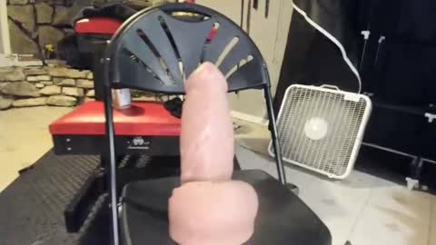 Snapshot of mistressc365 chatting on 01-06-25, 06:25 Mistress C and bitch boy online show from 01-06-25, 06:25