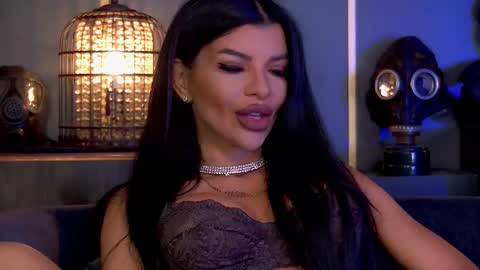 Elenia online show from 09-27-25, 09:36