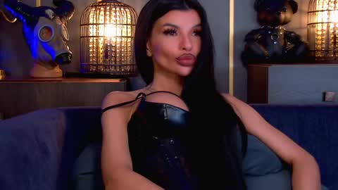 Snapshot of mistresselenia chatting on 04-21-26, 02:12 Elenia online show from 04-21-26, 02:12