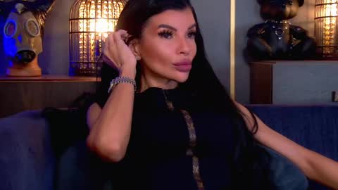 Snapshot of mistresselenia chatting on 05-04-26, 02:13 Elenia online show from 05-04-26, 02:13