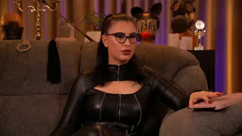 Mistress Kelly online show from 10-11-25, 09:24