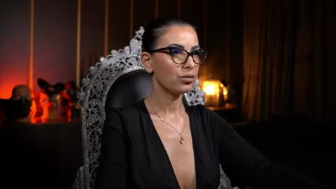 Mistress Kelly online show from 06-18-26, 08:24