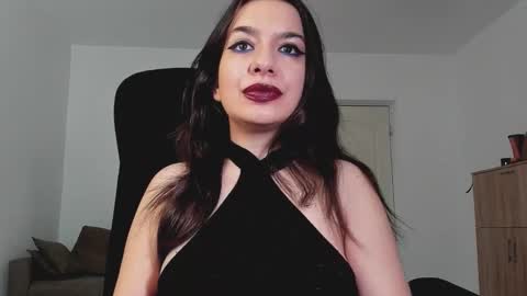 YourGoddessM online show from 09-15-25, 01:00