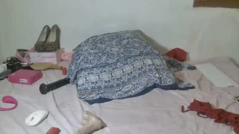 mistressmilly32 online show from 10-18-25, 09:59