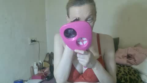 mistressmilly32 online show from 04-19-26, 07:05