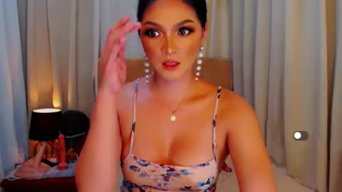 Leah online show from 12-08-24, 11:03