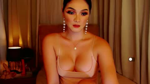 Leah online show from 12-14-24, 05:07